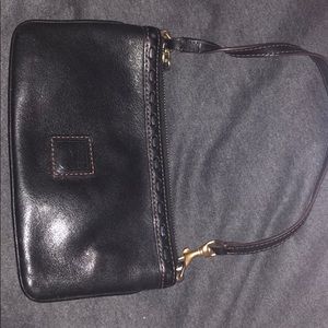 Dooney & Bourke wristlet black leather